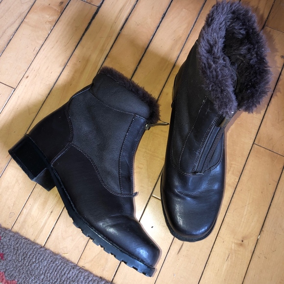 KHOMBU Carlton KH fuzzy soft lined zip boot/9M - Picture 1 of 7